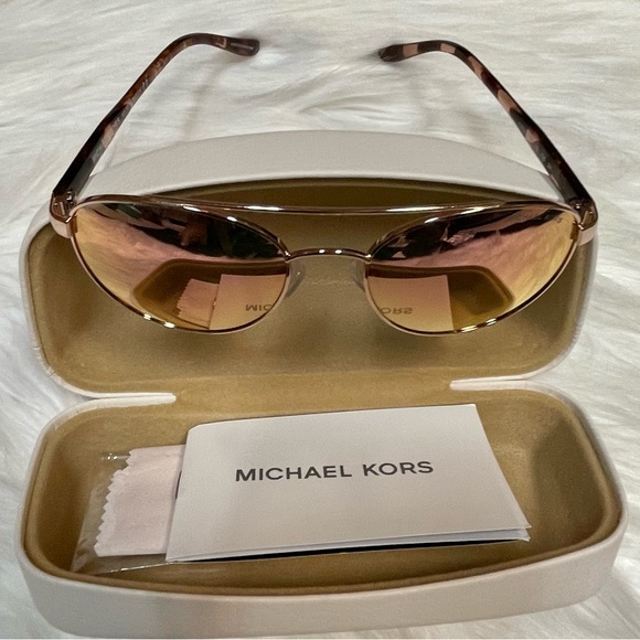 MICHAEL KORS AVIATOR STYLE MIRRORED SUNGLASSES NIB - Picture 8 of 16